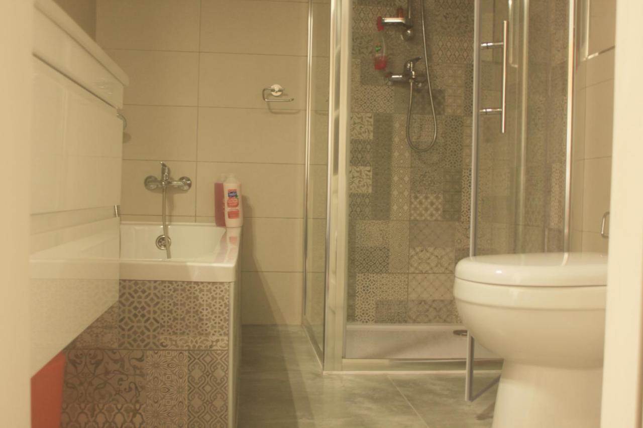 Giljana Ensuite Rooms Shared Terrace & Kitchen San Ġiljan Exterior foto